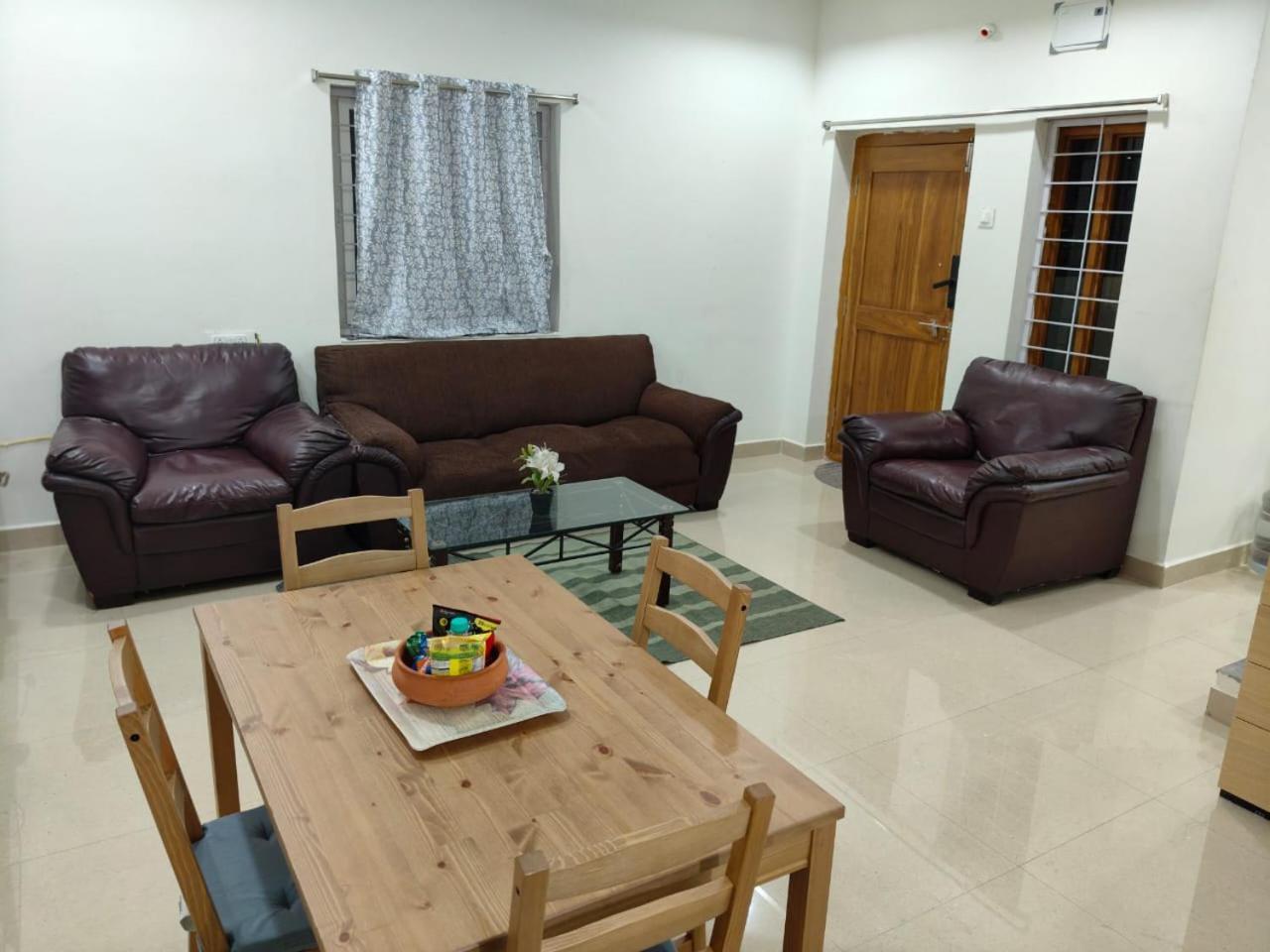 Leo'S Den 9 Guests Ac 3Bhk 9 Mins To Rgia Villa Samsabad Kültér fotó
